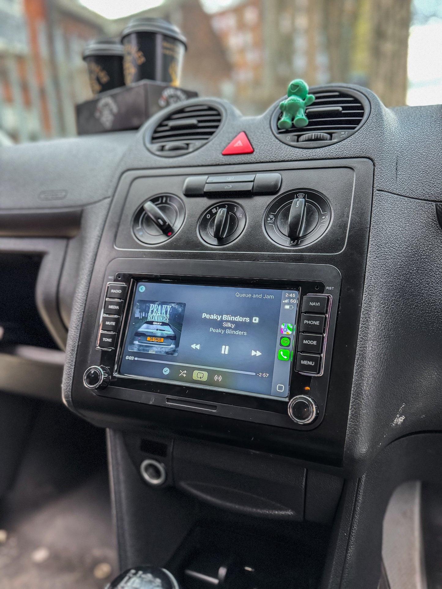 VW OEM+ HeadUnit - Apple Car Play